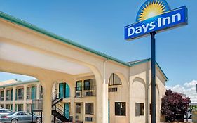 Days Inn By Wyndham אספניולה Exterior photo