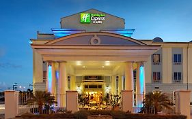 Piarco Holiday Inn Express Trincity, An Ihg Hotel Exterior photo