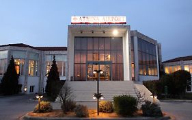ת'רמי Athina Airport Hotel Exterior photo