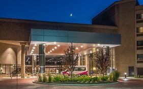 Crowne Plaza Princeton - Conference Center, An Ihg Hotel Exterior photo