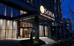 בישקק Sofia International Hotel Exterior photo