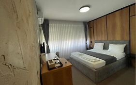 פרישטינה New Prishtina Luxury Rooms Exterior photo