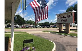 Colonial Inn Extended Stay By Oyo New Ulm Exterior photo