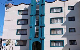 מורליה Hotel Tres Torres Exterior photo