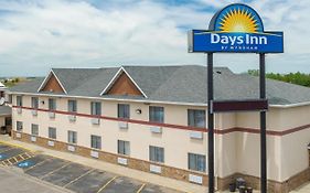 Days Inn By Wyndham וול Exterior photo