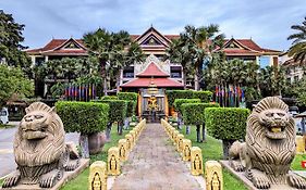 סיאם ריפ Empress Angkor Resort & Spa Exterior photo