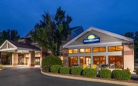 Days Inn & Suites By Wyndham מדיסון Exterior photo