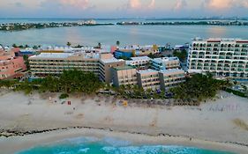 מלון Flamingo Cancun All Inclusive Exterior photo