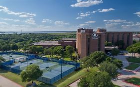 גרייפוויין Hilton Dfw Lakes Executive Conference Center Exterior photo