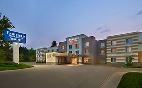 Fairfield Inn & Suites By Marriott בארי Exterior photo