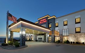 Hampton Inn & Suites צ'יילדרס Exterior photo