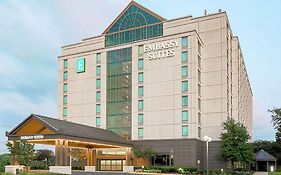 Embassy Suites By Hilton Chicago לומברד Exterior photo