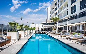 מלון Hilton Miami אוונטורה Exterior photo