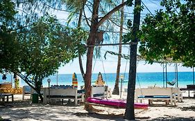 דיאני ביץ' Soul Breeze Beach Resort Exterior photo