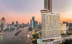 מלון Millennium Hilton בנגקוק Exterior photo