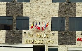 הוסטל טרוחיו Le Saint-Etienne Exterior photo