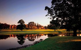 וואר Hanbury Manor Marriott Hotel & Country Club Exterior photo