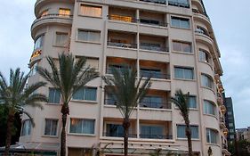 ביירות Warwick Palm Beach Hotel Exterior photo