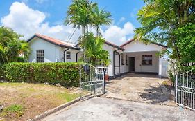 סנט פיליפ Beachy Cottage I Kitchen I Wi-Fi I Shaded Cabana I Parking Exterior photo