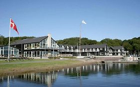 סקיבה Hotel Strandtangen Exterior photo