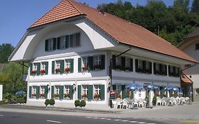 Melchnau Gasthof Lowen Exterior photo