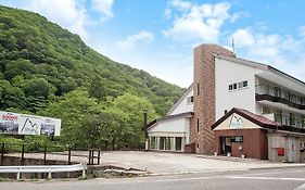 מינקמי Tenjin Lodge Exterior photo