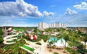 מקטאן Jpark Island Resort & Waterpark Cebu Exterior photo