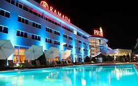 מלון Ramada Plaza By Wyndham גבגלייה Exterior photo