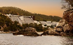 Port de Sant Miguel Cala San Miguel Hotel Ibiza, Curio Collection By Hilton, Adults Only Exterior photo