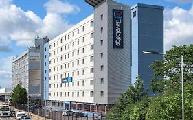 Travelodge London Wembley Exterior photo