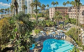 לוס אנג'לס Fairmont Miramar Hotel & Bungalows Exterior photo