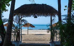 מוריג'ים Larisa Beach Resort Exterior photo