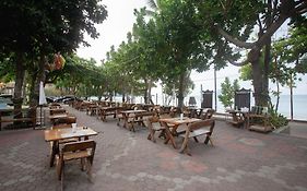Ao Nang Golden Beach Resort Exterior photo