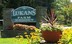 Hawley Lukans Farm Resort Exterior photo