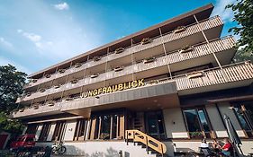 וונגן Hotel Jungfraublick Exterior photo