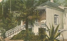 הוילה באטומי House On Magnolii 1 Exterior photo