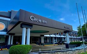 Circle Inn Hotel And Suites באקולוד Exterior photo