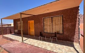 דירות Angelina Wadi Rum Camp Exterior photo