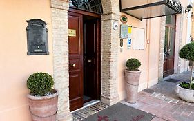 פבריאנו Hotel Borgo Antico Exterior photo