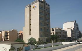 International Hotel דקר Exterior photo