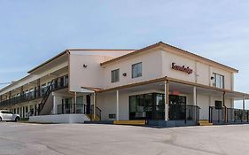 קרסטוויו Econo Lodge Exterior photo