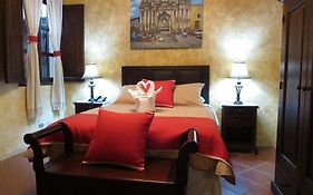 מלון אנטיגואה גואטמלה Casa Buena Vista Room photo