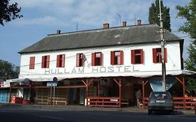 רבפולופ Hullam Hostel Exterior photo