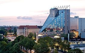 מלון Estrel ברלין Exterior photo
