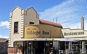 אגם טה אנאו The Village Inn Hotel Exterior photo