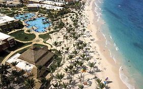 מלון אוברו אלטו Grand Paradise Bavaro Exterior photo