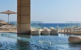 מלון רויאל ביץ תל אביב ממלונות היוקרה של ישרוטל Exterior photo