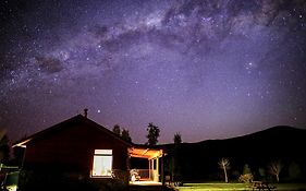 הוילה אגם טה אנאו Kepler Oaks Chalet Exterior photo