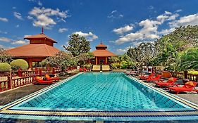 Naypyidaw Aureum Palace Hotel & Resort Nay Pyi Taw Exterior photo