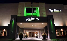 Radisson Hotel רד דיר Exterior photo